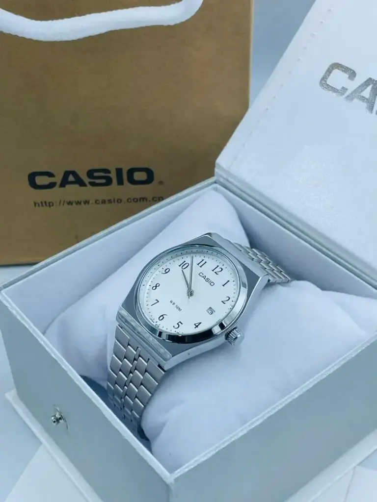 Casio Blanc